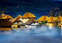 6-Day 5-Night Private Tour: Kunming + Fuxian Lake + Jianshui + Yuanyang + Puzhehei + Mile