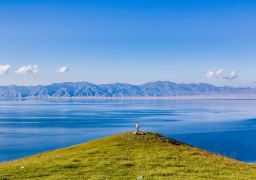 Xinjiang Urumqi, Heavenly Lake, Kanas, Hemu & Sayram Lake7-Day 6-Night Private Tour