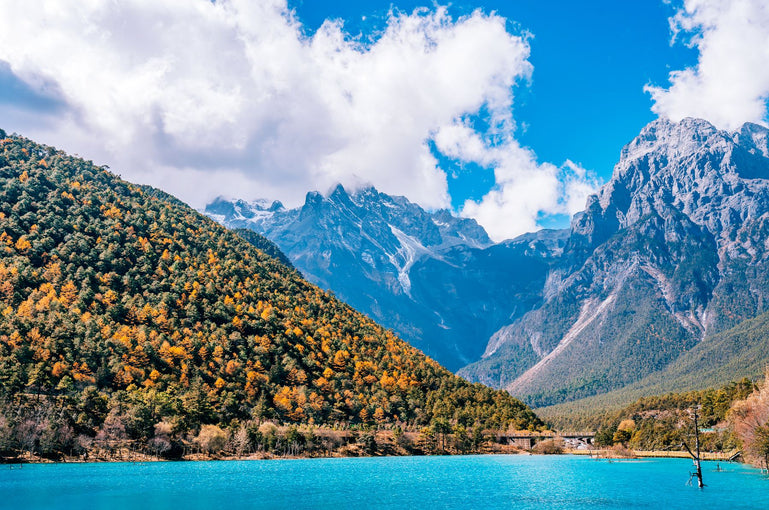 麗江＋玉龍雪山＋シャングリラ＋シーサンパンナ8日間7泊プライベートツアー