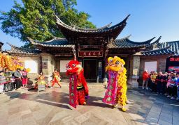 6-Day 5-Night Private Tour: Kunming + Fuxian Lake + Jianshui + Yuanyang + Puzhehei + Mile