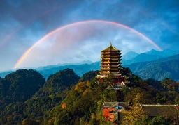 Chengdu + Qingcheng Mountain + Dujiangyan + Sanxingdui Museum3Day 2Night Private Tour