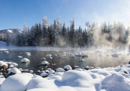 Xinjiang Urumqi, Heavenly Lake, Kanas, Hemu & Sayram Lake7-Day 6-Night Private Tour