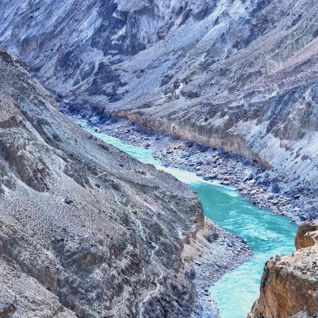The Yarlung Zangbo River