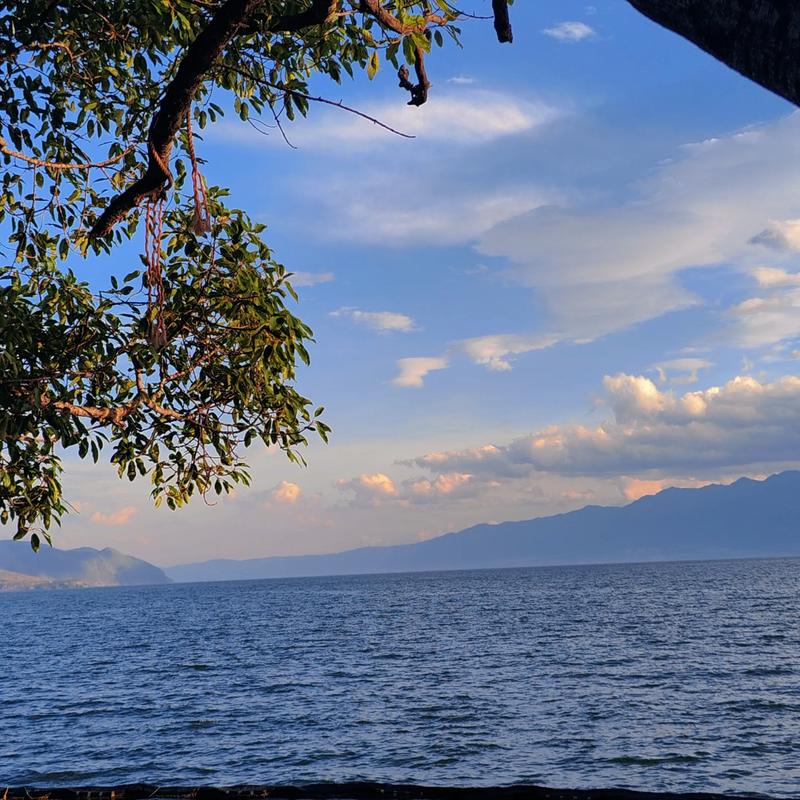 Erhai Lake